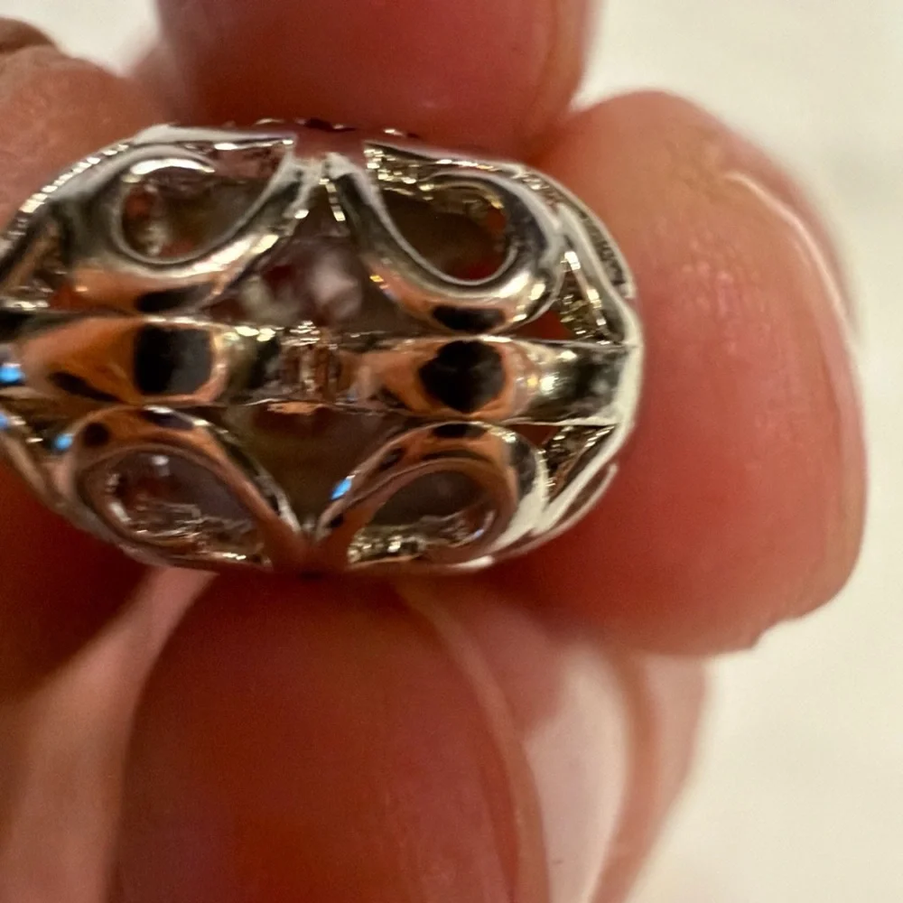 Pandora Silver Ring with Red Heart Accents - Picture 4 of 5